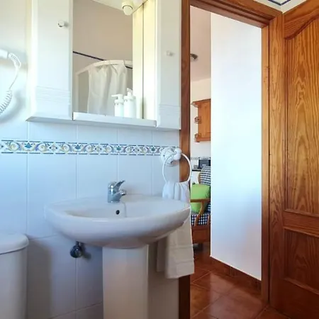 Vivienda Vacacional Los Geranios Tazacorte Extérieur photo
