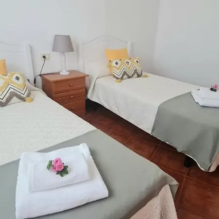 Vivienda Vacacional Los Geranios Tazacorte Extérieur photo